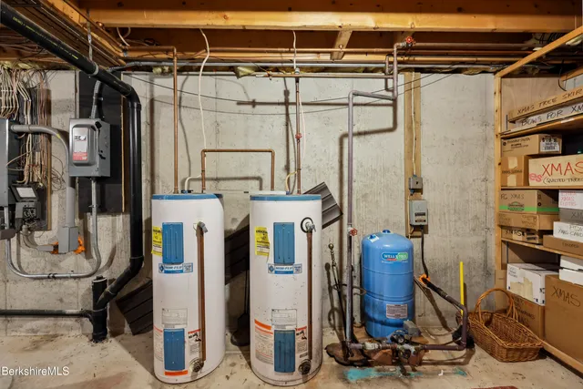 $950,000 | 29 Old Village Road, Alford, MA 01230