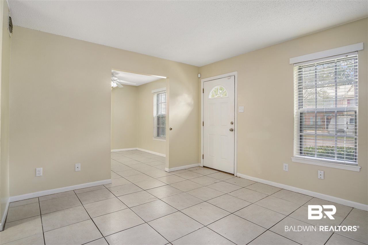 4017 Cottage Hill Road, Unit 67 Mobile, AL 36609 - Photo 4 of 27