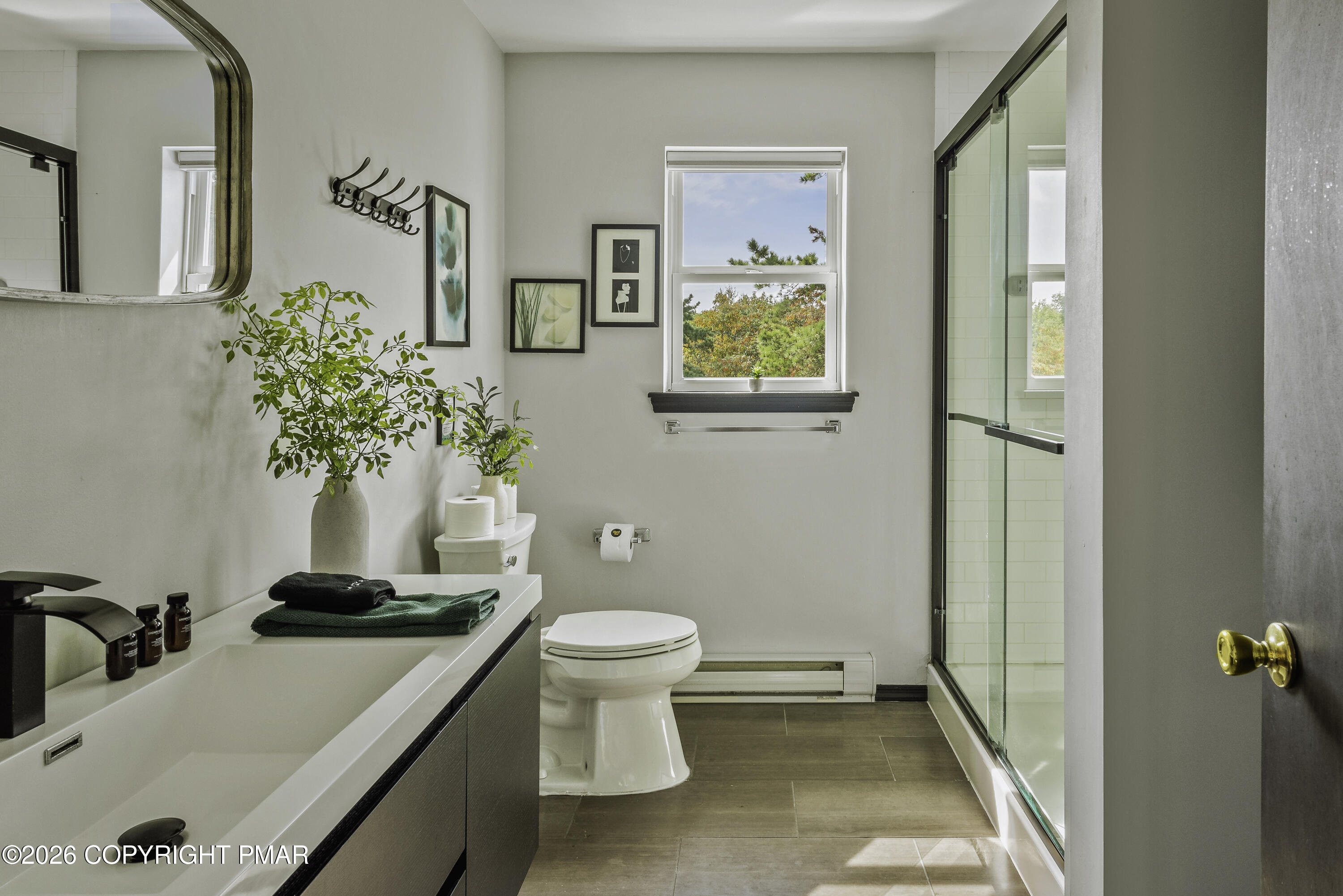 318 Mountain Top Lake Road Long Pond, PA 18334 - Photo 31 of 46 Oversized Shower