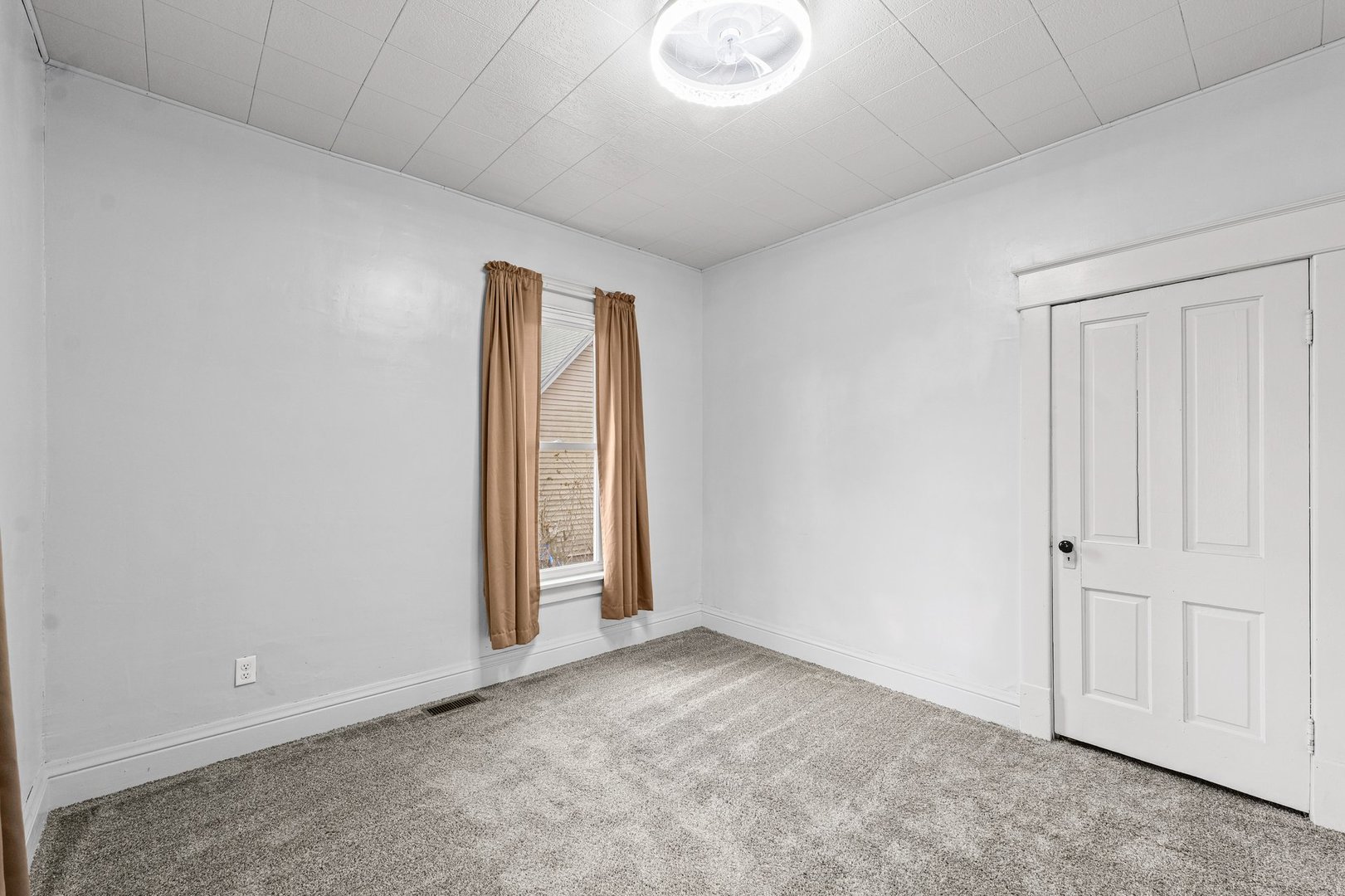 232 West William Street Bement, IL 61813 - Photo 15 of 25