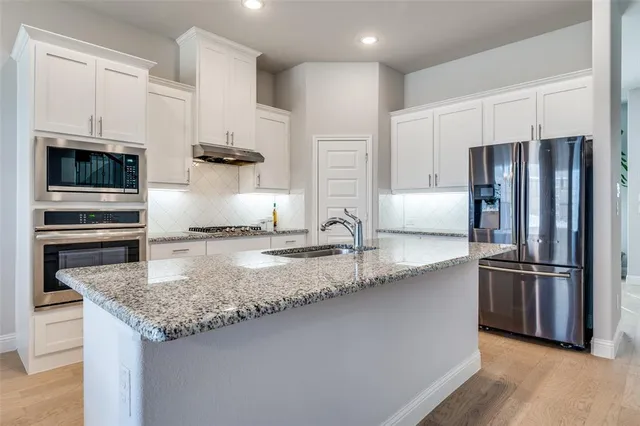 $515,000 | 6043 Liverpool Street, Aubrey, TX 76227