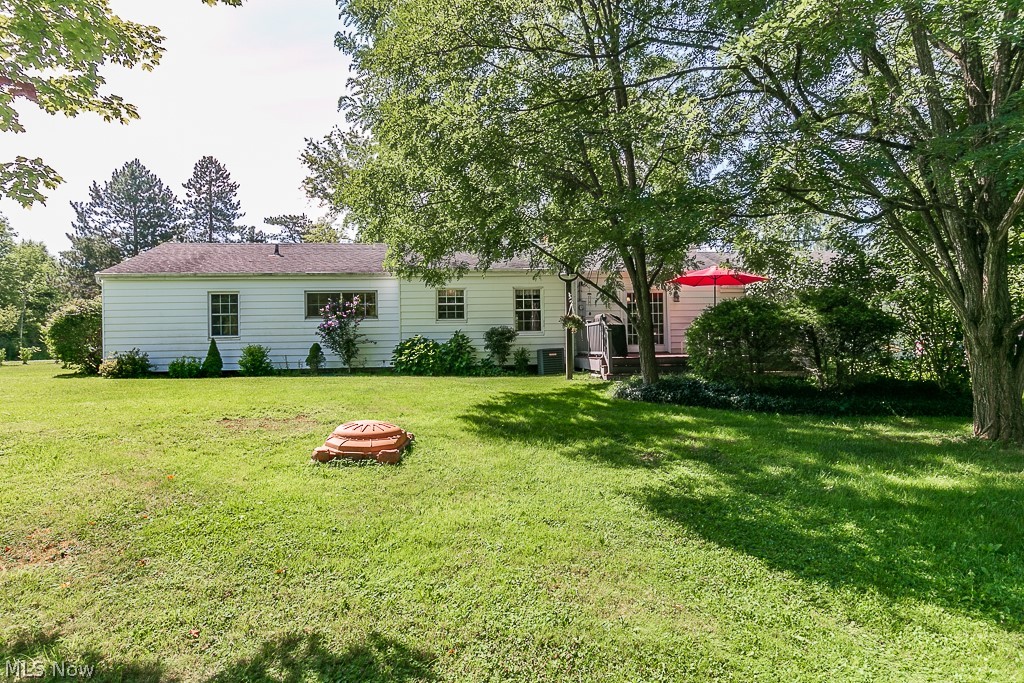 9754 Mayfield Road Chesterland, OH 44026 - Photo 4 of 30 Gallery Image 4