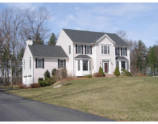 33 Glen Road Hopkinton, MA 01748 - Photo 1 of 24 Gallery Image 1
