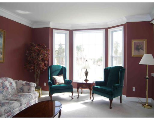 33 Glen Road Hopkinton, MA 01748 - Photo 12 of 24 Gallery Image 12