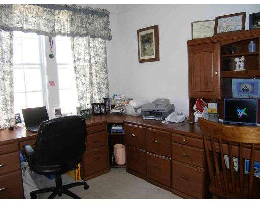 33 Glen Road Hopkinton, MA 01748 - Photo 13 of 24 Gallery Image 13