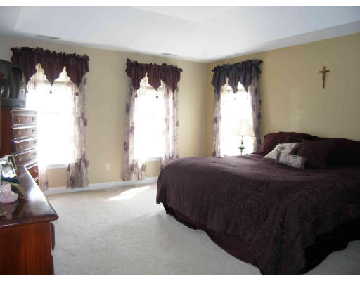 33 Glen Road Hopkinton, MA 01748 - Photo 14 of 24 Gallery Image 14