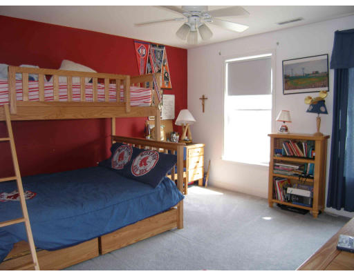 33 Glen Road Hopkinton, MA 01748 - Photo 18 of 24 Gallery Image 18
