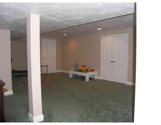 33 Glen Road Hopkinton, MA 01748 - Photo 20 of 24 Gallery Image 20