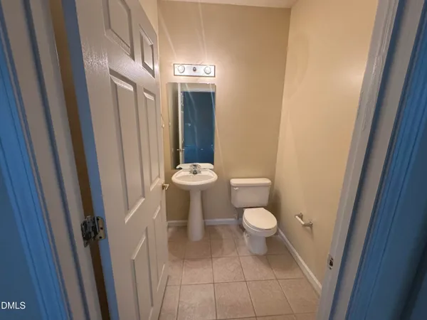 $1,300 | 2510 Friedland Place, Unit 202, Raleigh, NC 27617