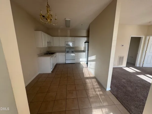 $1,300 | 2510 Friedland Place, Unit 202, Raleigh, NC 27617