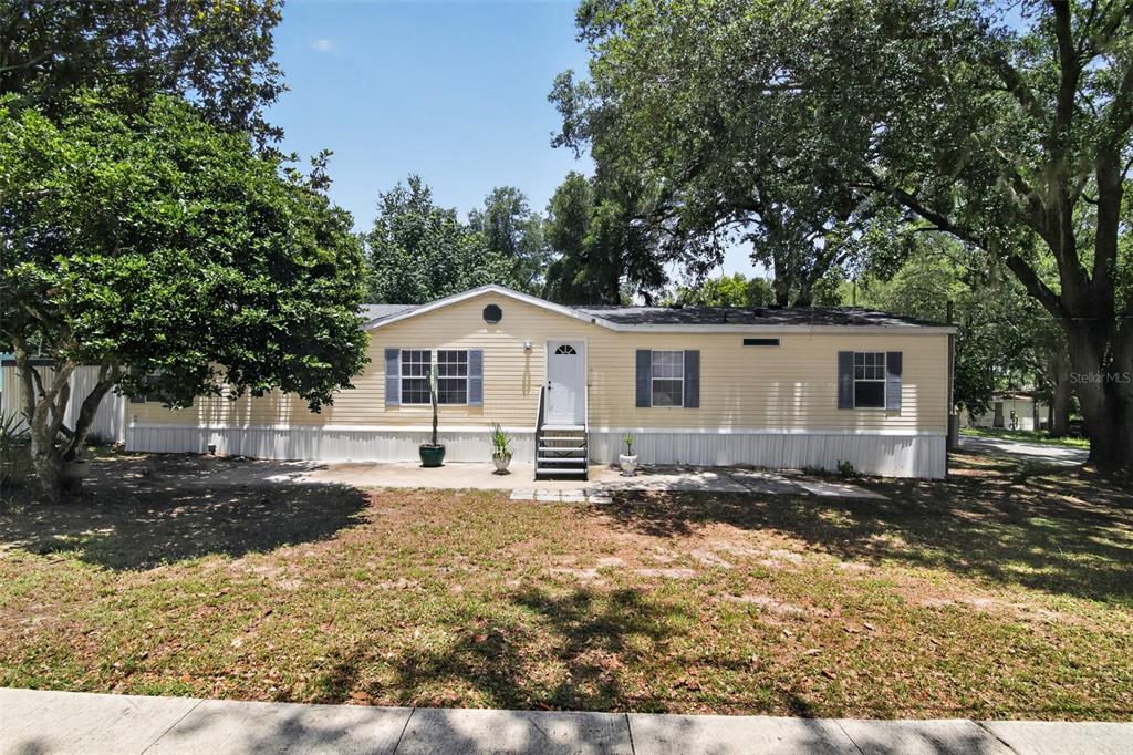 102 3rd Street Lady Lake, FL 32159 - Photo 1 of 30
