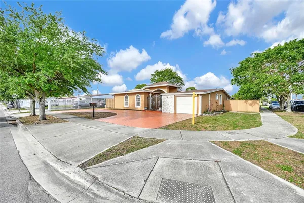 $860,000 | 6190 West 14th Avenue, Hialeah, FL 33012