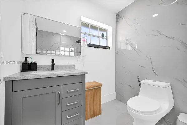 $860,000 | 6190 West 14th Avenue, Hialeah, FL 33012