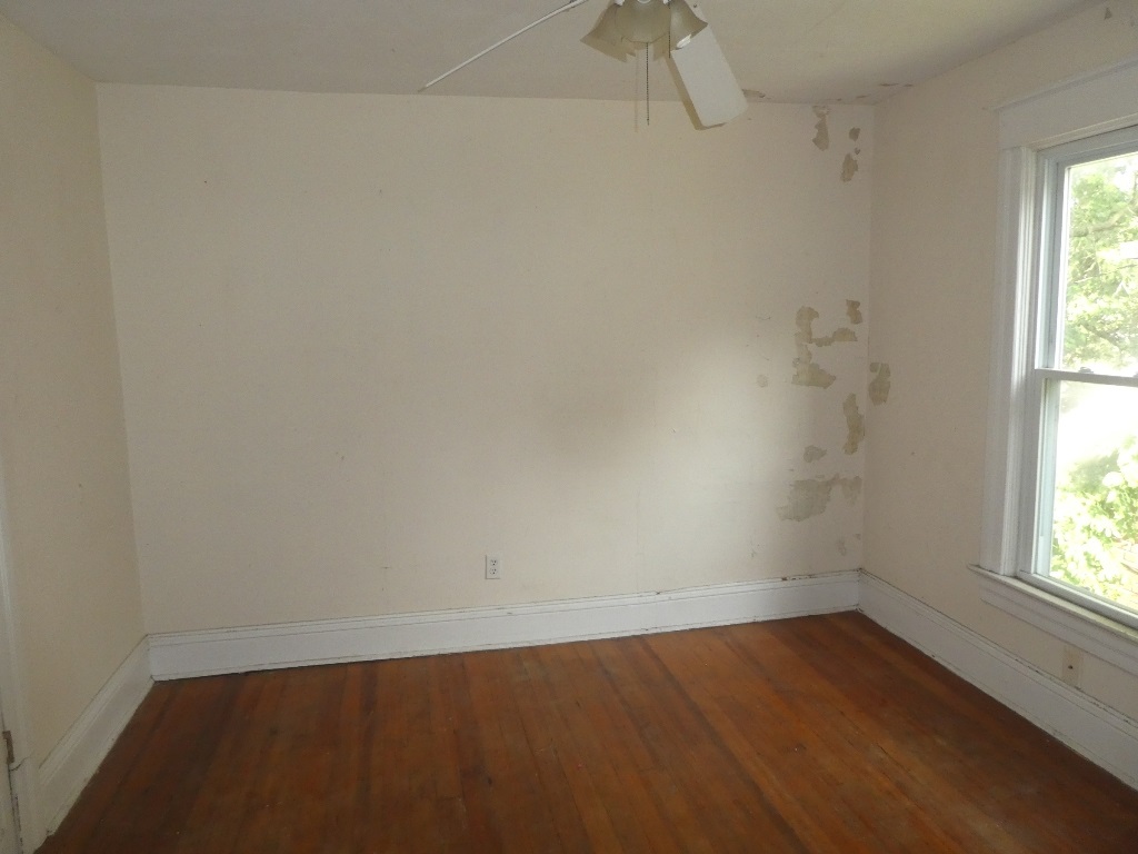 1608 South 8th Street Springfield, IL 62703 - Photo 11 of 17