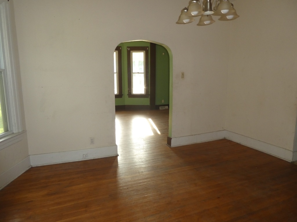 1608 South 8th Street Springfield, IL 62703 - Photo 4 of 17