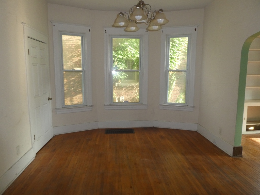 1608 South 8th Street Springfield, IL 62703 - Photo 5 of 17