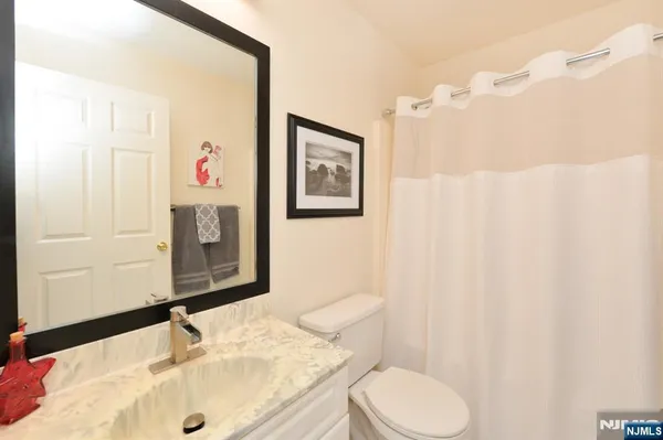 $421,000 | 20 Parkside Court, Wayne, NJ 07470