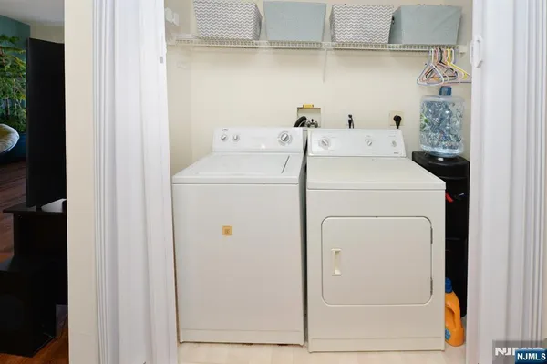 $421,000 | 20 Parkside Court, Wayne, NJ 07470