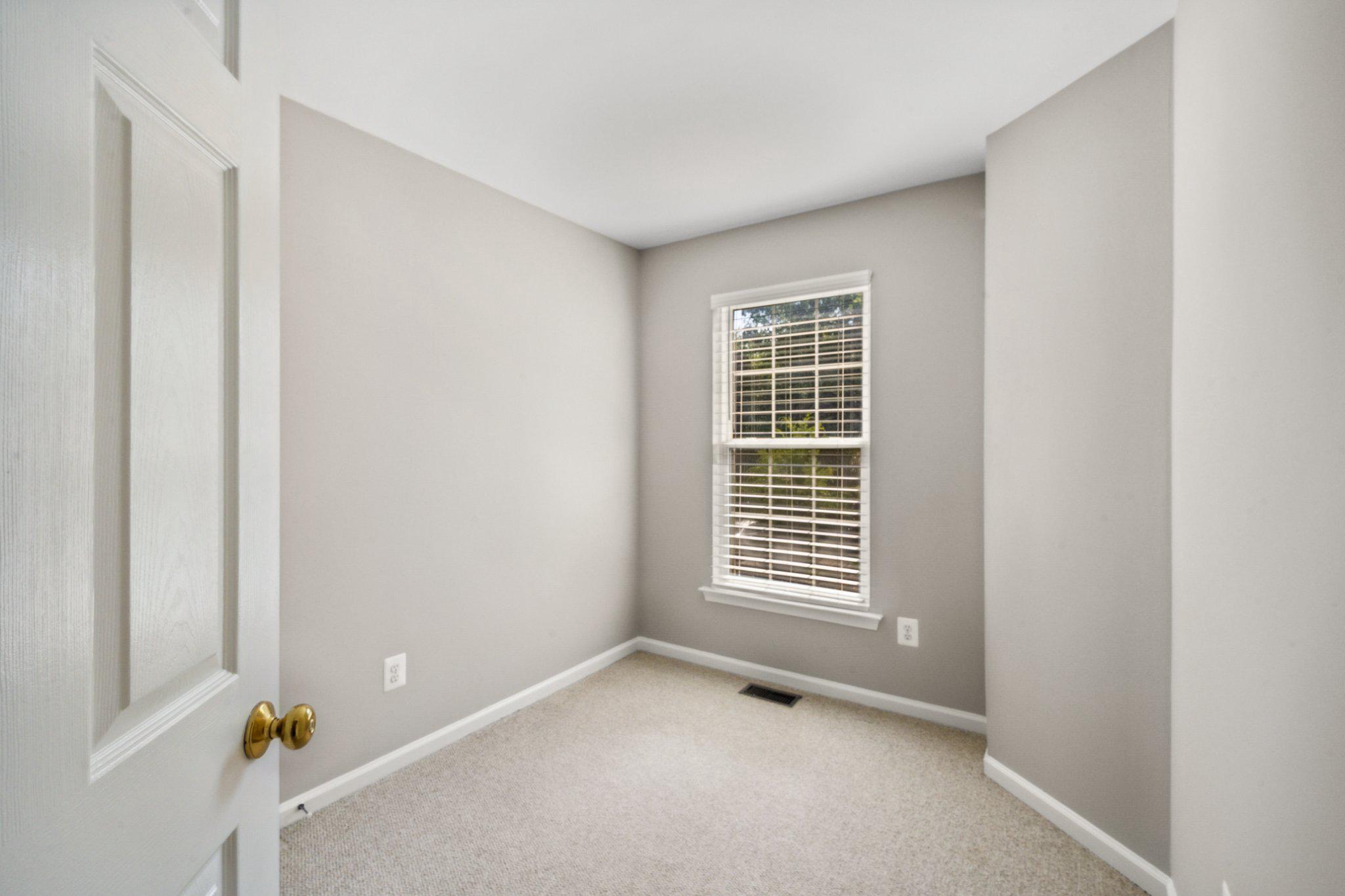 1319 Vintage Place Reston, VA 20194 - Photo 15 of 37 Bedroom 3