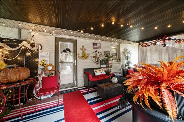 $169,000 | 111 West Mar-Elm Street, Scott City, MO 63780