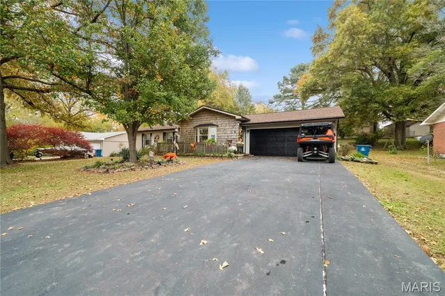 $169,000 | 111 West Mar-Elm Street, Scott City, MO 63780