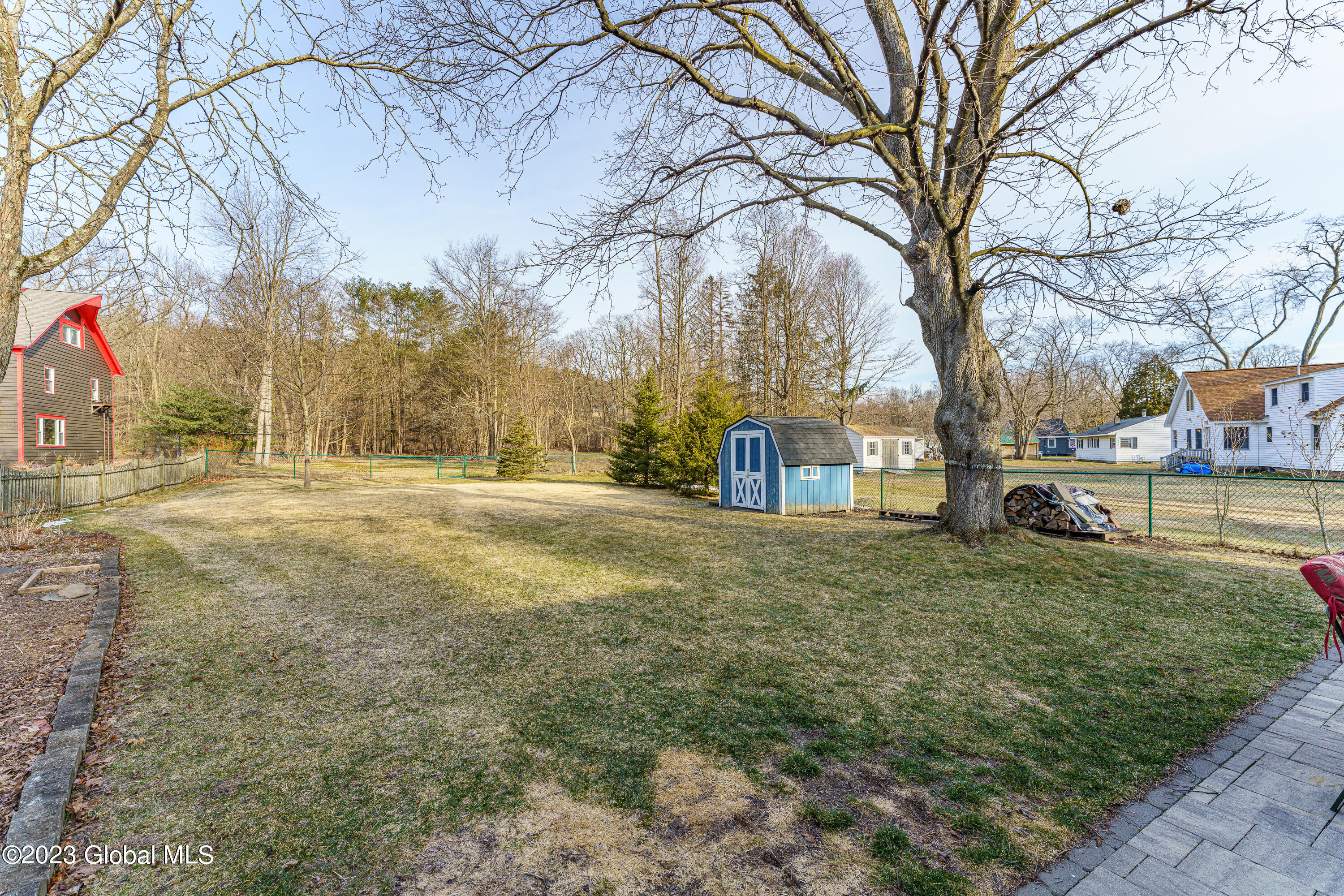 141 Gordon Road Rotterdam, NY 12306 - Photo 45 of 61 8 Yard 1
