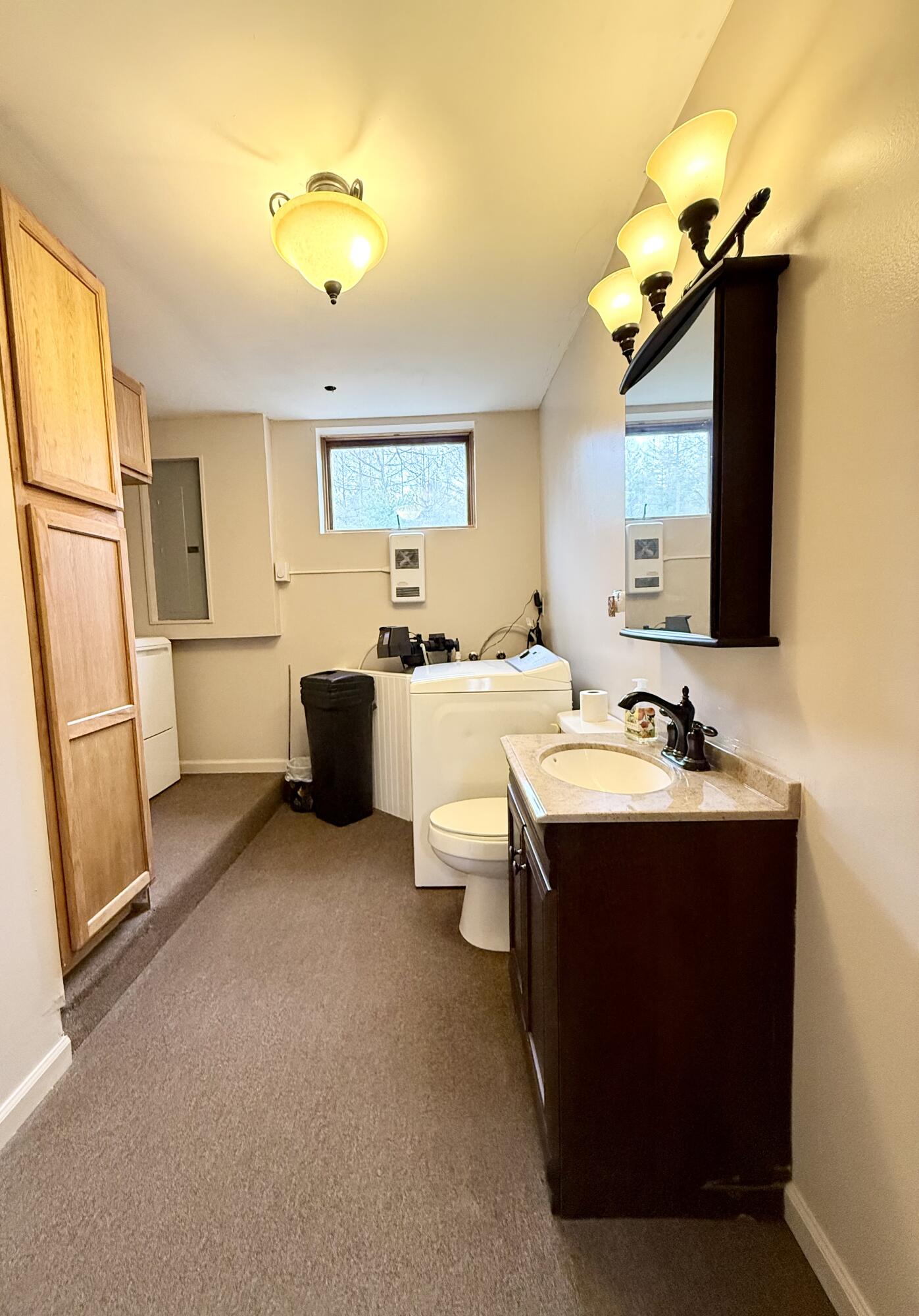 35 Knob Hill Road Peru, NY 12972 - Photo 25 of 31 Half bath/Laundry