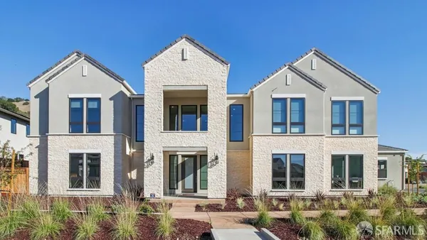 $4,189,888 | 18471 Corte Catalina, Morgan Hill, CA 95037