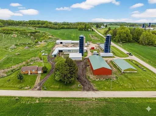 $1,600,000 | S4121 Crawford Street, Baraboo, WI 53913