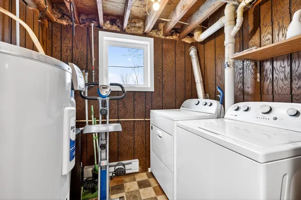 $1,600,000 | S4121 Crawford Street, Baraboo, WI 53913