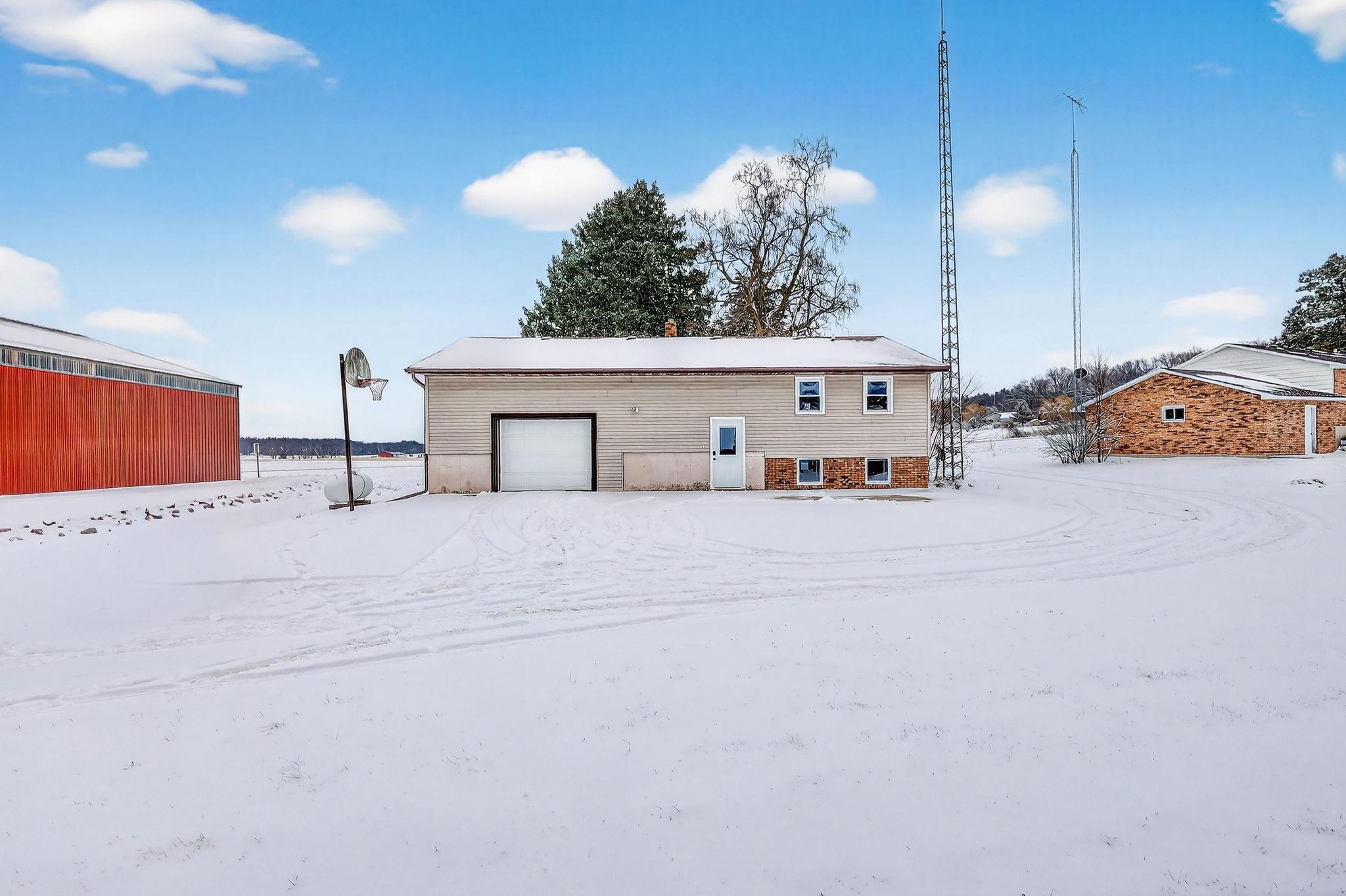 S4121 Crawford Street Baraboo, WI 53913 - Photo 31 of 48