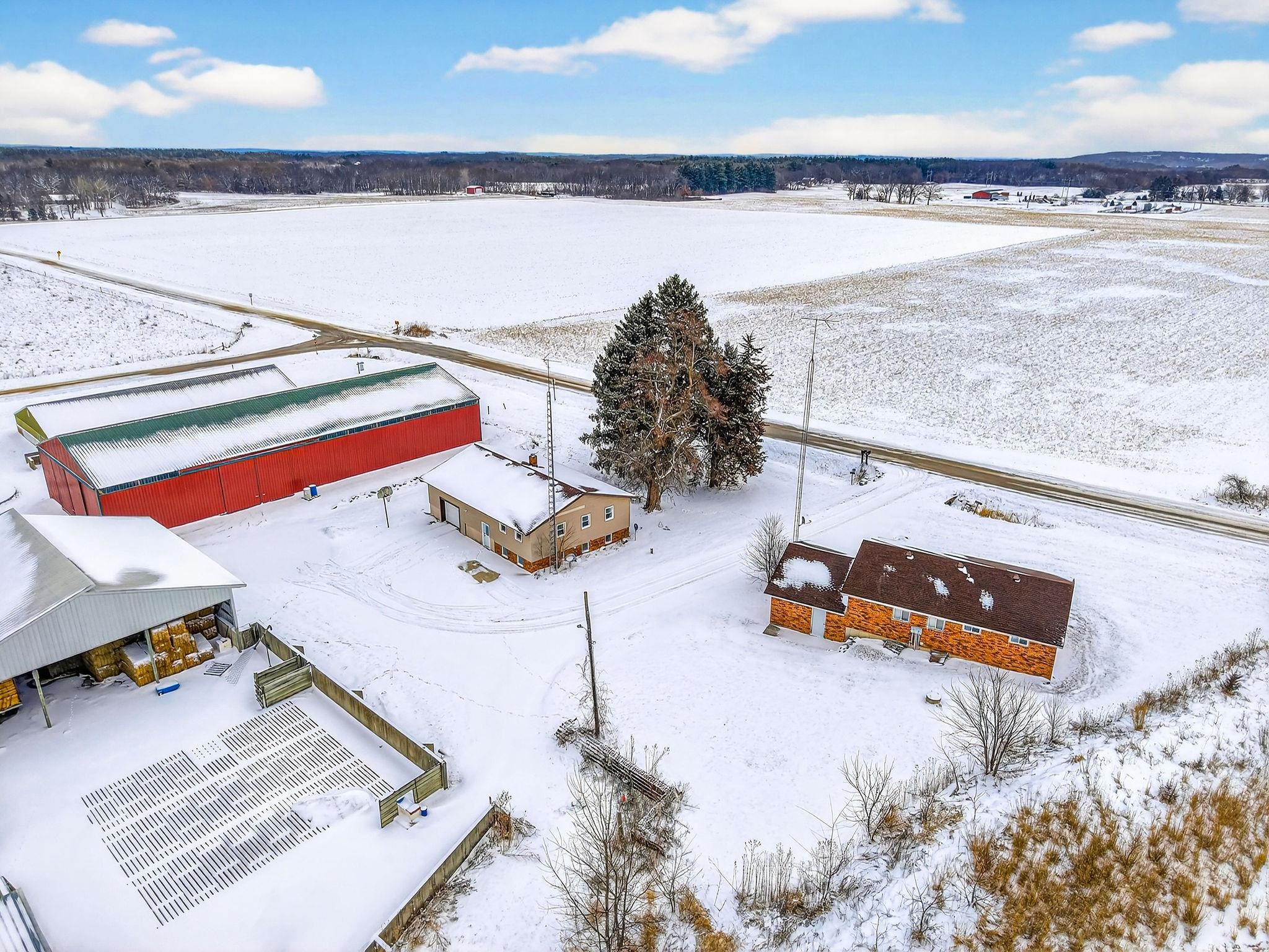 S4121 Crawford Street Baraboo, WI 53913 - Photo 35 of 48