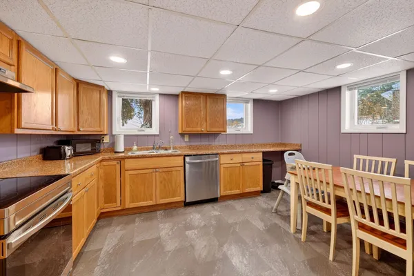 $1,600,000 | S4121 Crawford Street, Baraboo, WI 53913