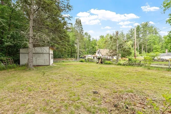 $438,000 | 10 Worcester Road, Townsend, MA 01469