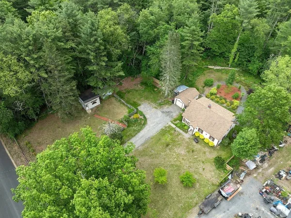 $438,000 | 10 Worcester Road, Townsend, MA 01469