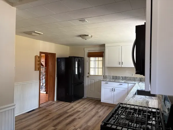 $438,000 | 10 Worcester Road, Townsend, MA 01469