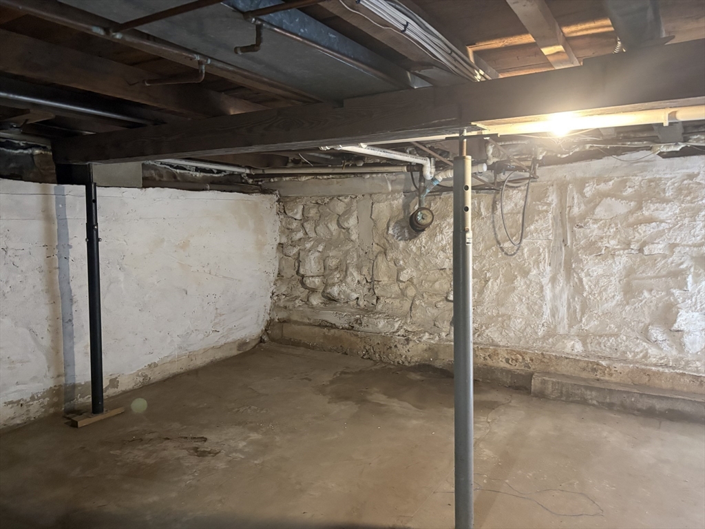 10 Worcester Road Townsend, MA 01469 - Photo 33 of 40