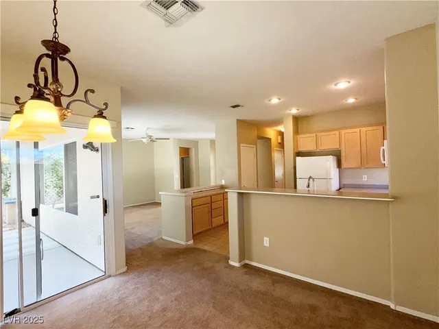 $1,800 | 2026 Wildwood Lake Street, Henderson, NV 89052