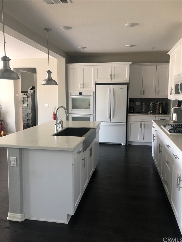20841 Center Street Riverside, CA 92507 - Photo 19 of 43