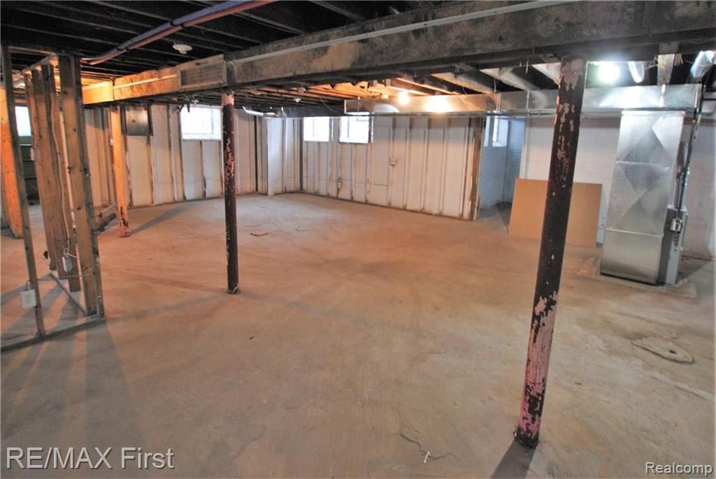 3985 Balfour Road Detroit, MI 48224 - Photo 46 of 49