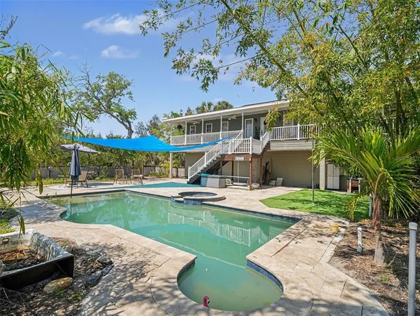 $1,200,000 | 1740 Bayshore Drive, Terra Ceia, FL 34250