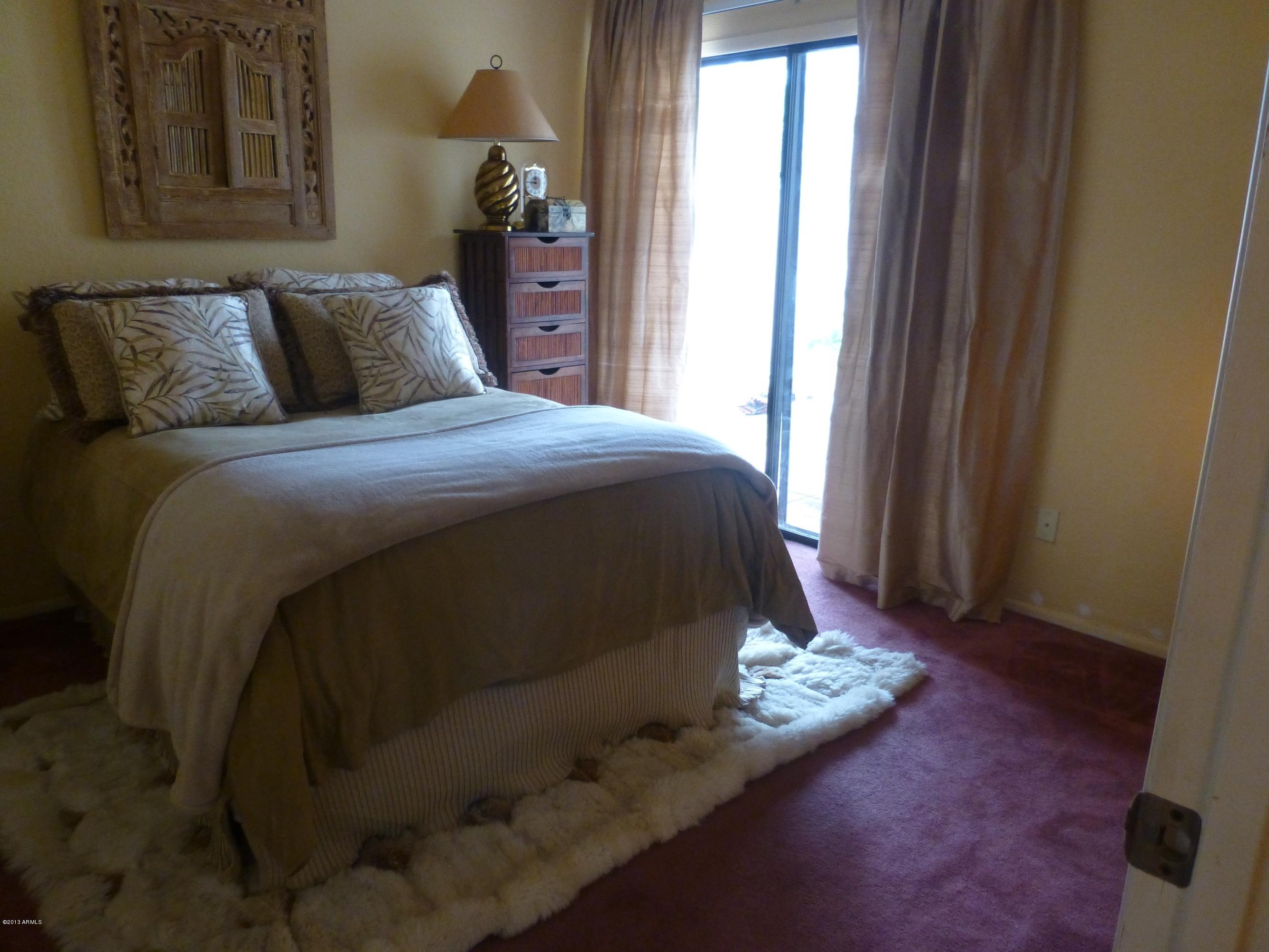 302 West Grandview Road Phoenix, AZ 85023 - Photo 14 of 24 P1000503