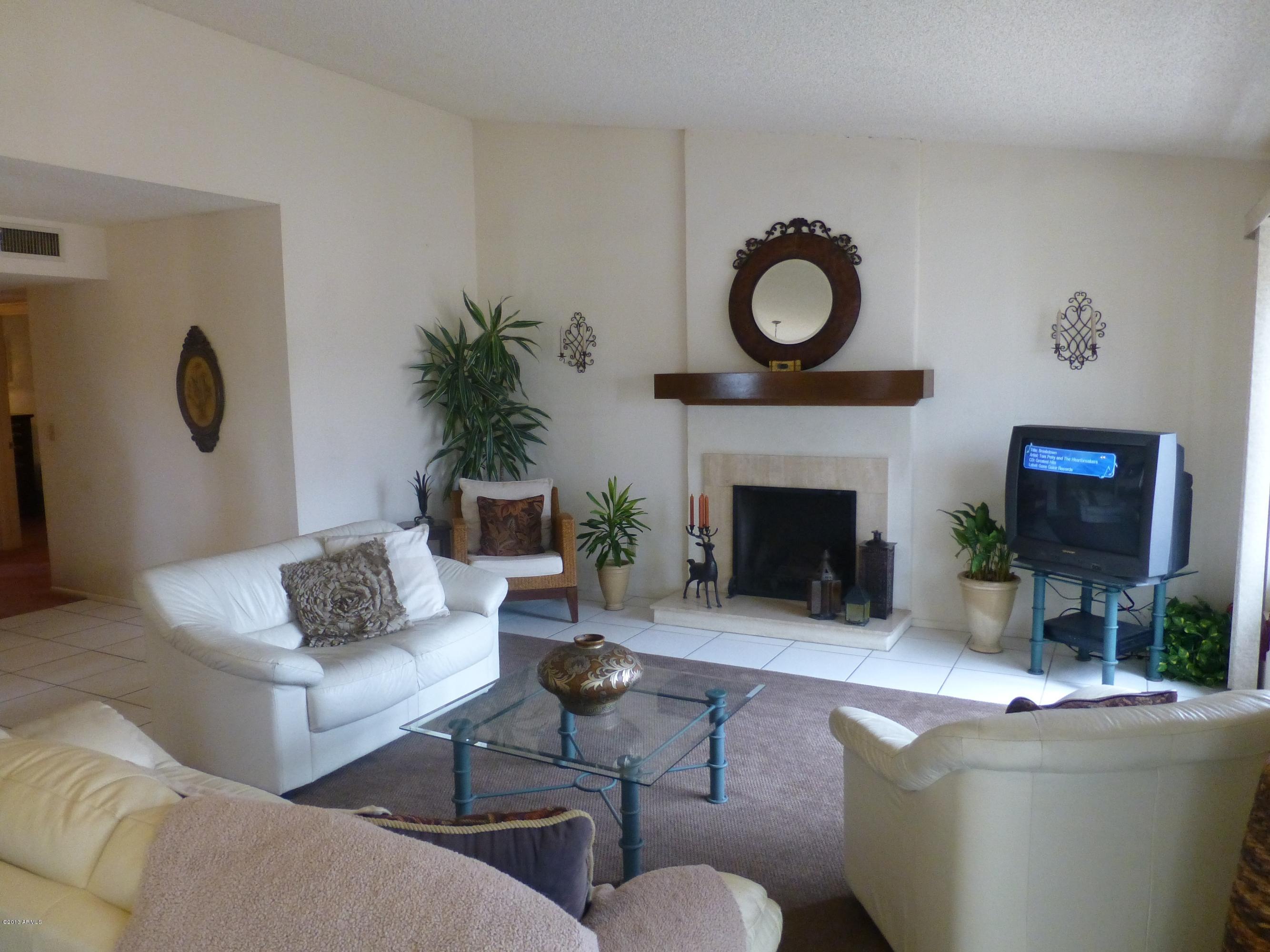302 West Grandview Road Phoenix, AZ 85023 - Photo 8 of 24 P1000527
