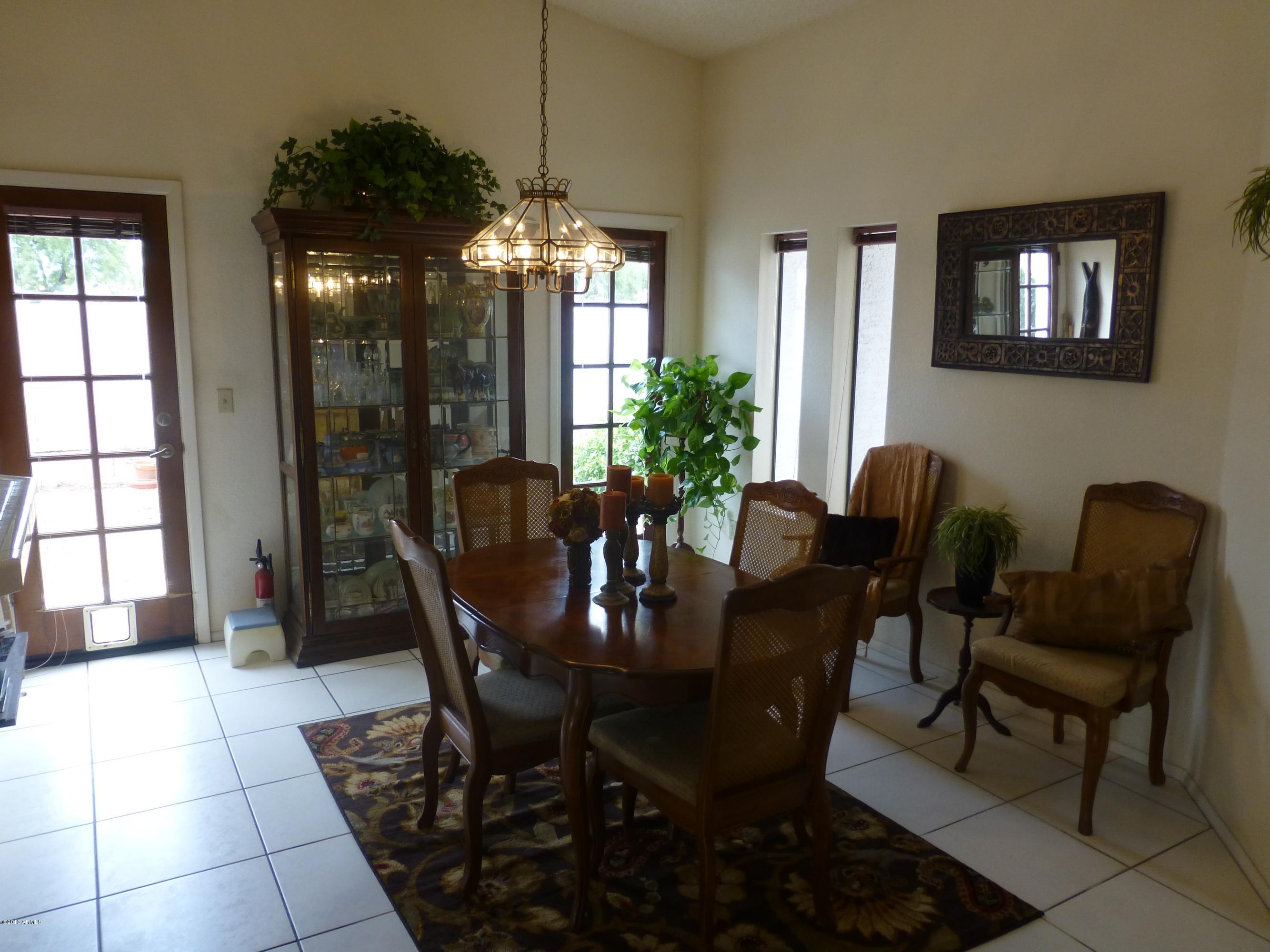 302 West Grandview Road Phoenix, AZ 85023 - Photo 10 of 24 P1000493