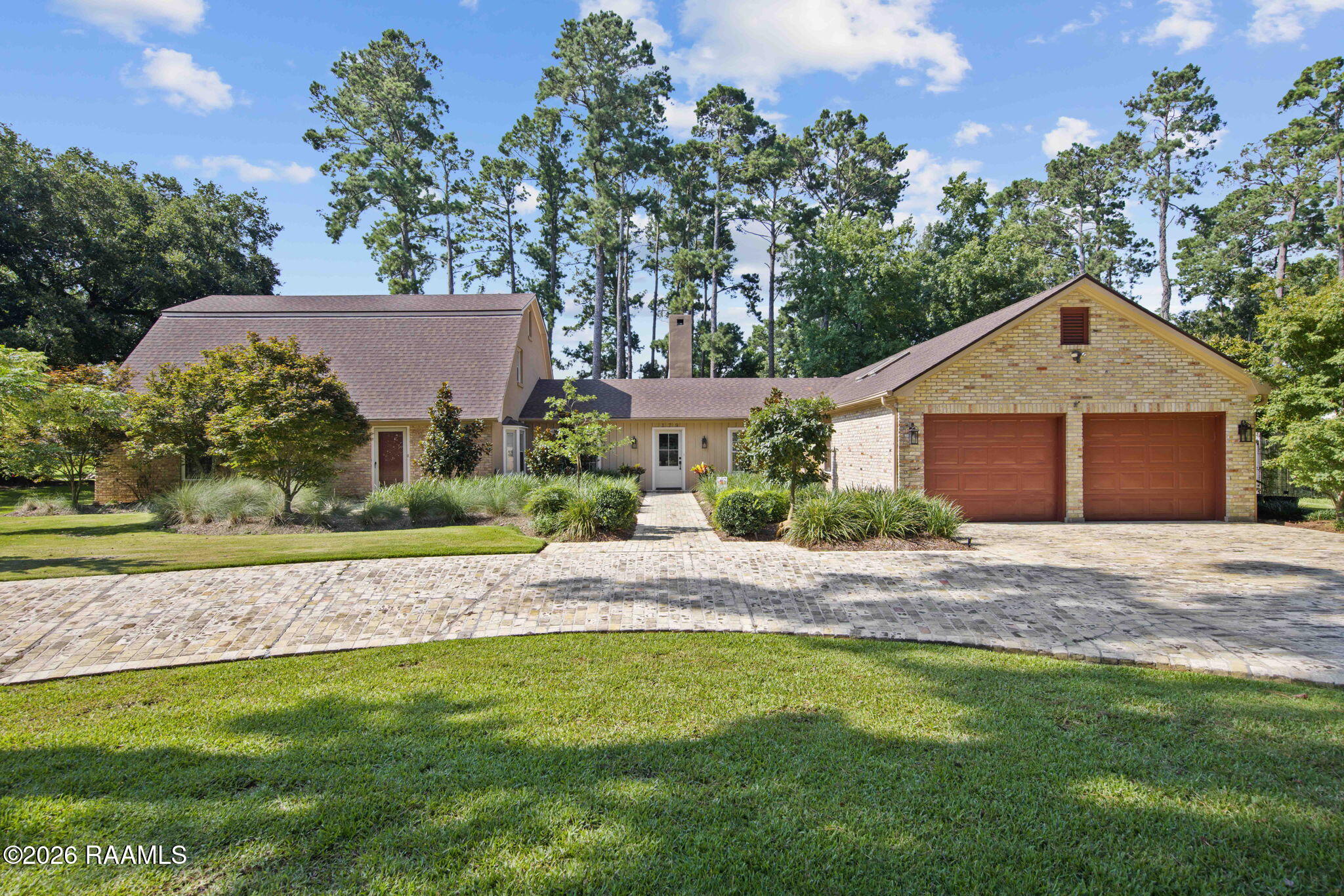 front forest drive