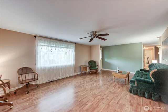 $98,000 | 11622 Silver Lake Road, Unit 58, Everett, WA 98208