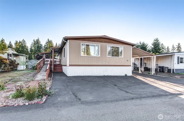 $98,000 | 11622 Silver Lake Road, Unit 58, Everett, WA 98208