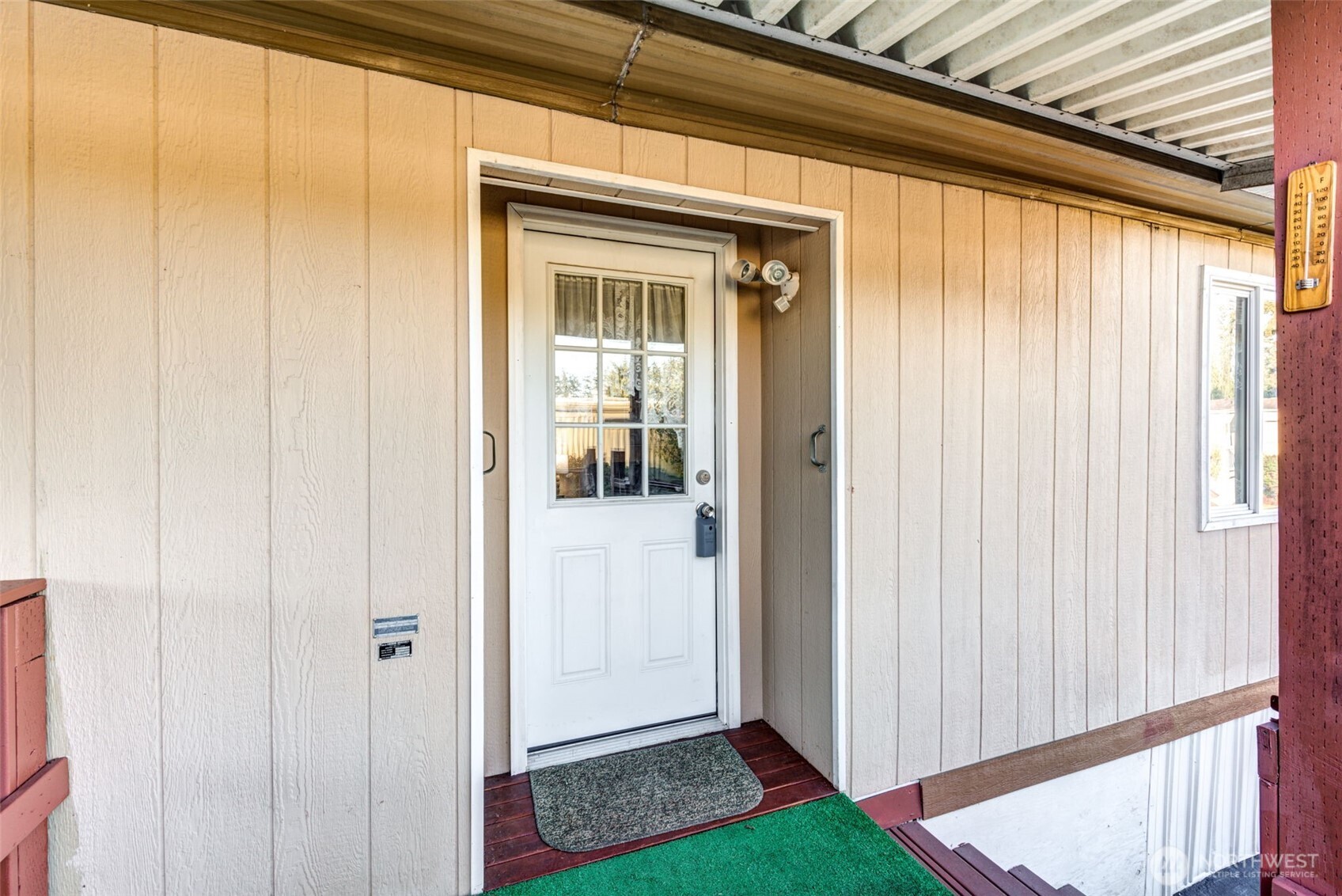 11622 Silver Lake Road, Unit 58 Everett, WA 98208 - Photo 9 of 32 a view of front door