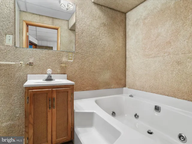 $129,900 | 126 South Street, Cumberland, MD 21502