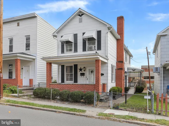 $129,900 | 126 South Street, Cumberland, MD 21502